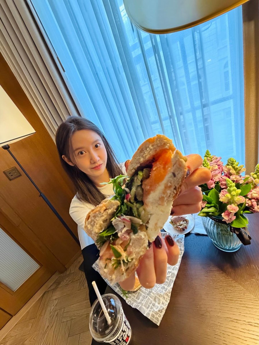 SNSD_0805's tweet photo. https://t.co/Tw56SLEiY1