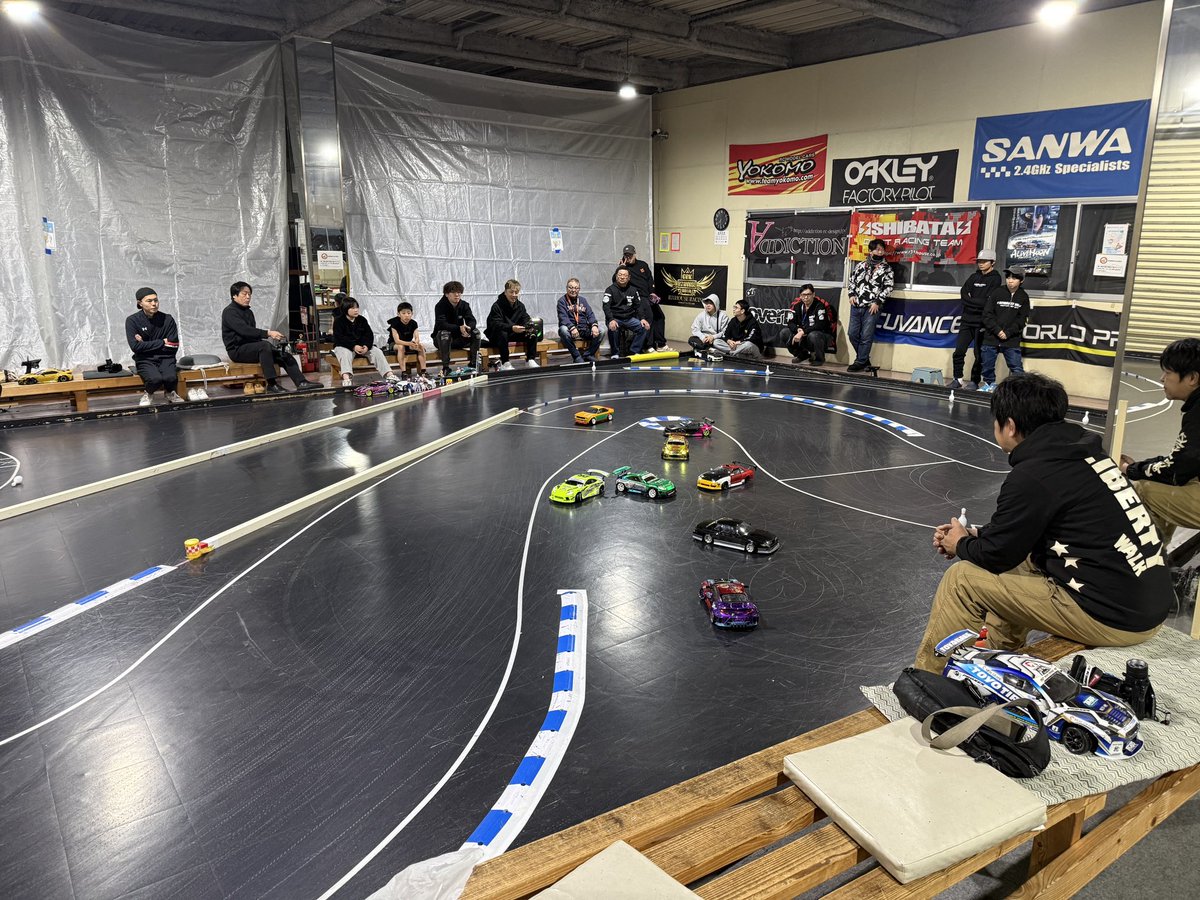 t_ak_e0124's tweet photo. 本日は、タミチャレRound1と土晩会のWイベントやってます(^^) https://t.co/z0sCLSBBw6