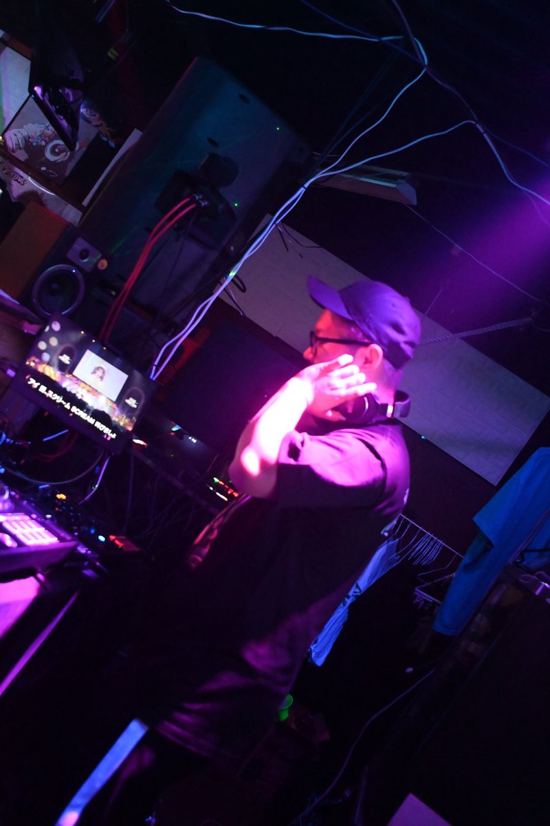 FairchildYu024's tweet photo. #SoundParty
DJYUKIちゃん〜現在DJアライ△ https://t.co/Qavj9SaY0H