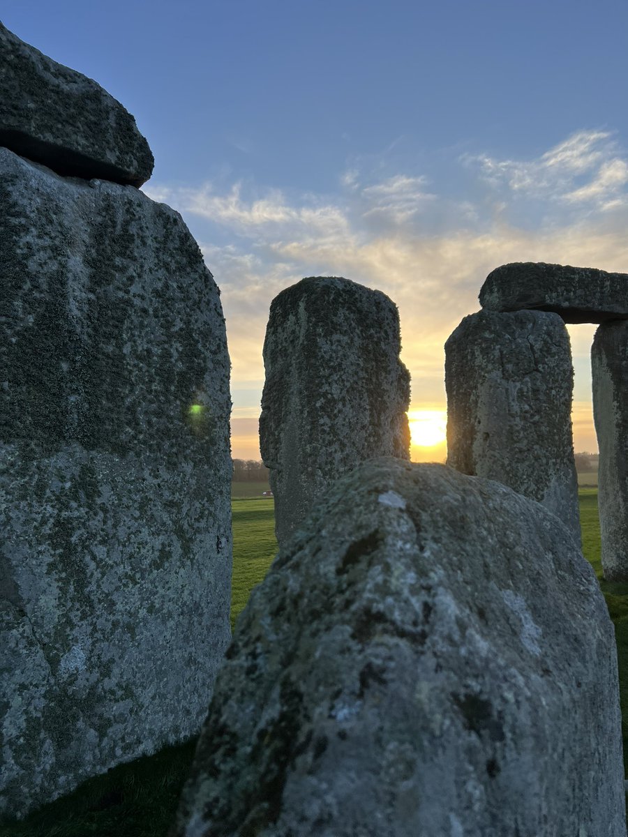 Stonehenge U.K tweet media
