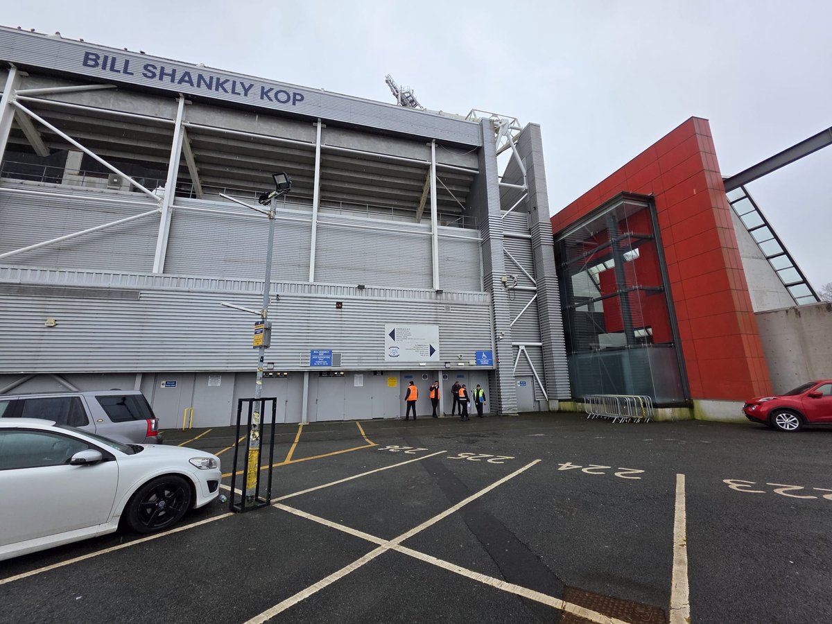 TheMillwallFans's tweet image. Good morning all....just a remindert that the away end at Preston has now moved to this part of the ground ⚽️🦁

#millwallfc #millwallsupportersclub
