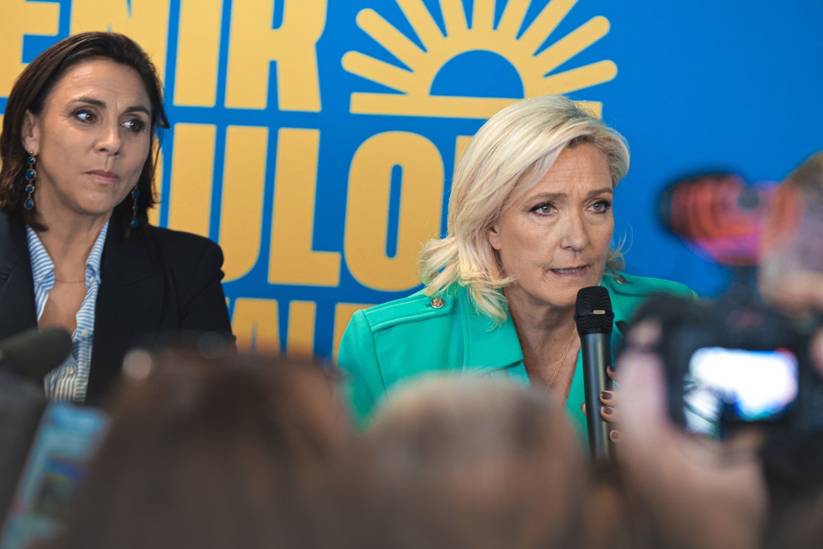 Marine Le Pen tweet media