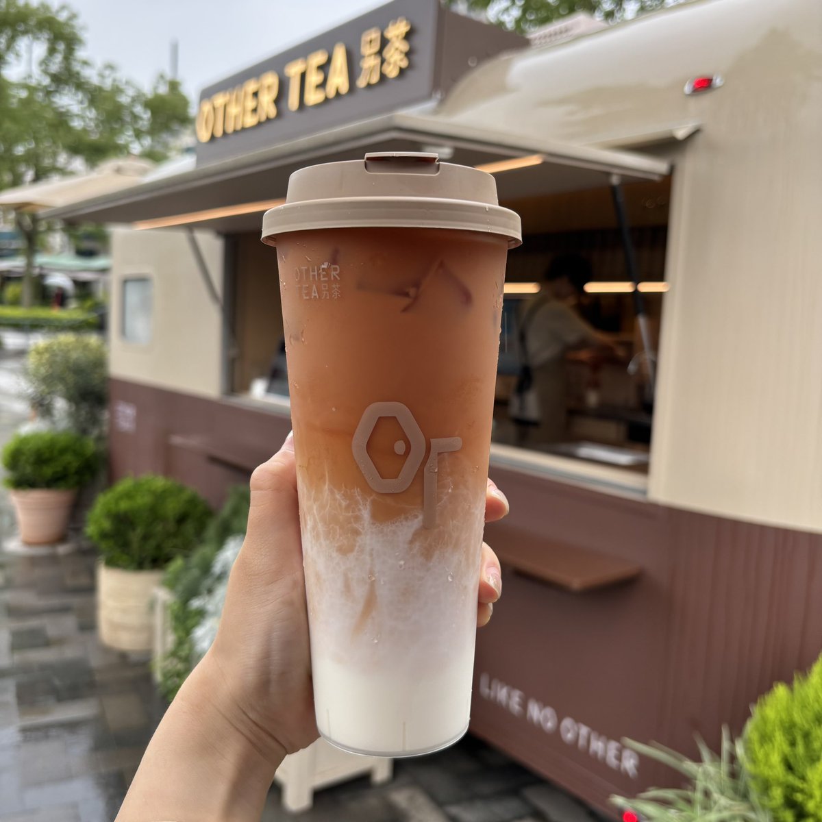 woshi_menghui's tweet photo. (個人的)上海の超おすすめミルクティー🥤
①阿嬷手作
②红茶公司
③裕莲茶楼
④OT另茶
#上海#上海生活 https://t.co/4G2Ol5i4uv