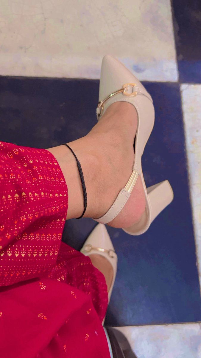 Gulmohar 🌸 tweet media