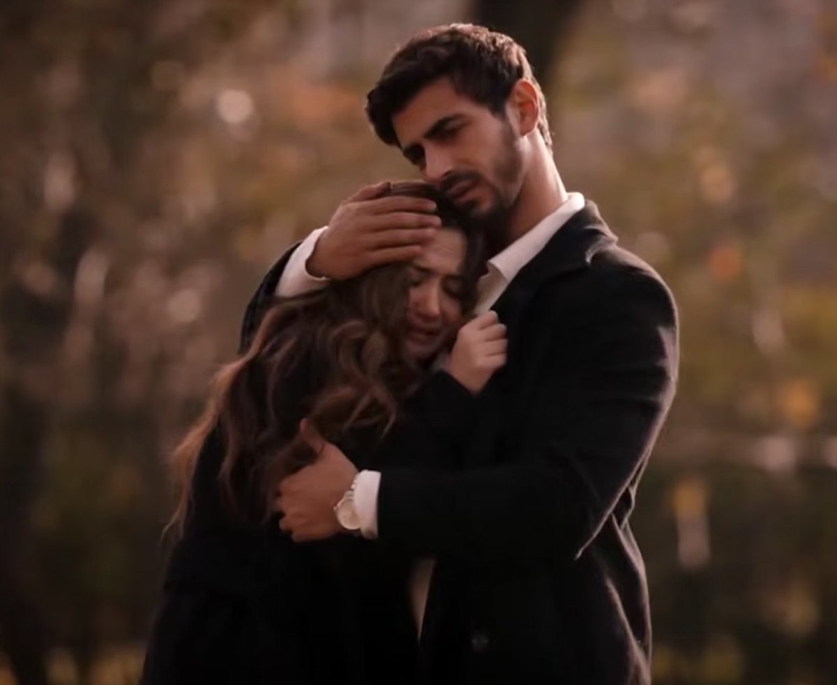amycreationnss's tweet photo. To be cupped in love like this💗.

#arafta | #MerTeş https://t.co/5DH3kvSqey