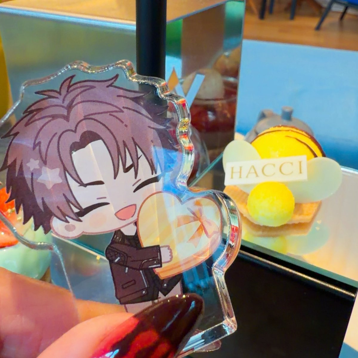 えびせん tweet media