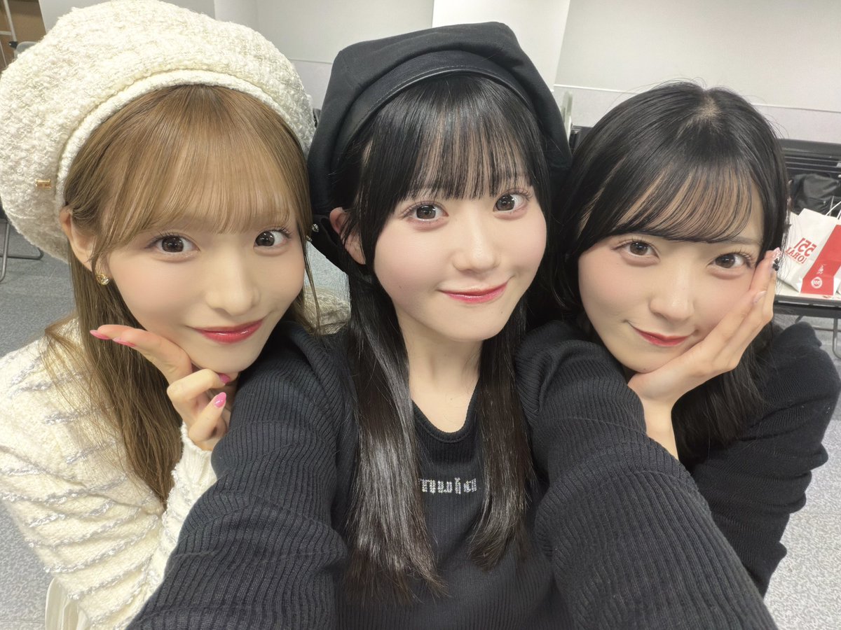 ＊組み合わせ＊美幸アカウント AKB48_名残り桜 大阪グループ握手会 ありがとうございました🐙 関西に