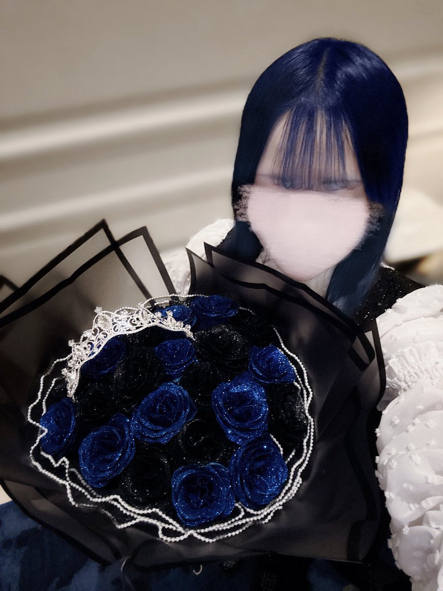 𝑅𝑖𝑘𝑎 tweet media