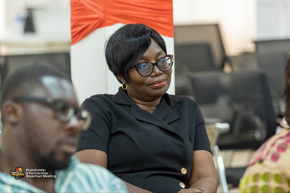 hypemyregiongh's tweet photo. Grateful to the corporate leaders, institutions, and partners who joined the Hype My Region Stakeholder &amp; Partnership Engagement. Together, we’re advancing youth enterprise, regional activation, and inclusive economic growth across Ghana. 

#HypeMyRegion #HMR2026 #Partnership https://t.co/XOpYkAqXbw