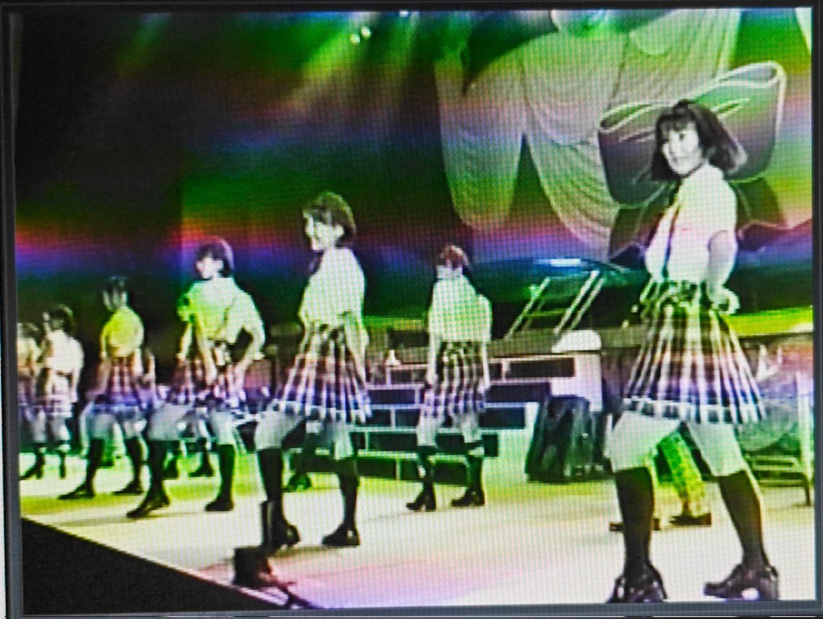 yuhki_kyoto's tweet photo. ずっと保管していたVHS版のSGVGirls' 12 all's Last Concert in中野サンプラザを、久しぶりに見返しました。
さすがに保管状態がよくなかったのか、色が抜けてしまってる(´;ω;`)
DVD版も持ってるけど、これも手放せないなぁ
#センチメンタルグラフティ
#sentimentalgraffiti https://t.co/GsSZjNnJ9s