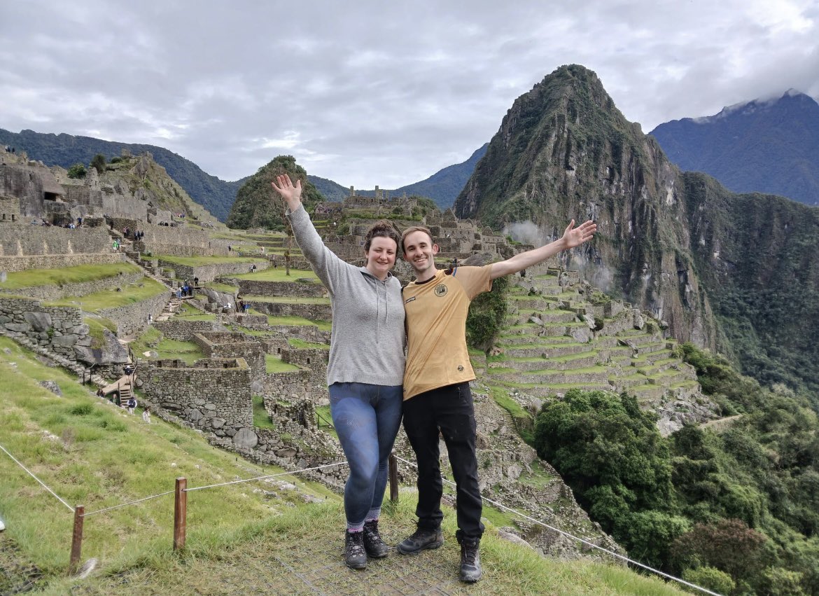 Matchball Sponsor 🤝🏻

Dan and Emily Rawley are delighted to be match ball sponsors for today’s game. 

“We started coming to Sandygate after moving to Crookes in 2017 and it’s brilliant to see Hallam’s rise through the leagues in recent years. Up The Countrymen!”

#HallamFC