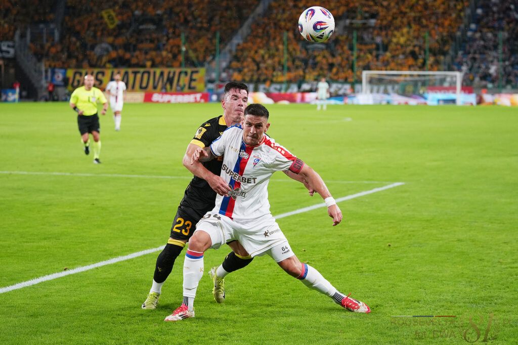 Jasny cel Górnika Zabrze na "Śląski Klasyk" z GieKSą: Musimy przerwać tę serię! 

roosevelta81.pl/jasny-cel-gorn…