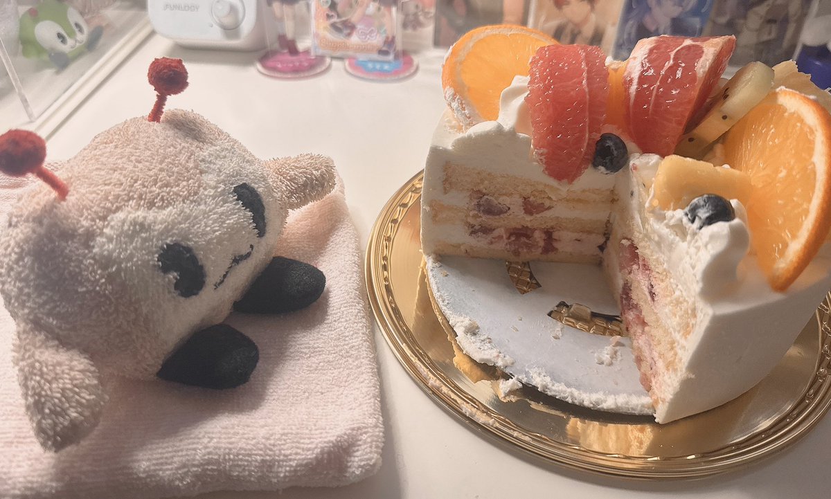 🎂🍑ぴんくるたんじょうびおめでとう🍑🎂