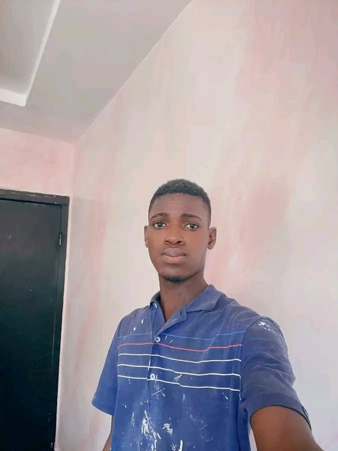 This young man, Ayo, CEO of Mattech Arto Limited, has a story worth telling.  

Last year, as we were rounding up the house project, I started requesting quotes for painting. I must have interacted with about five companies. Then I began seeing Mattech’s painting work on my