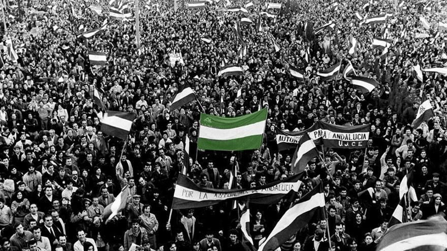 ¡Feliz Día de Andalucía! 💚🤍💚
Un abrazo especial a los que se han visto obligados a marcharse de la mejor tierra del mundo 🫂.