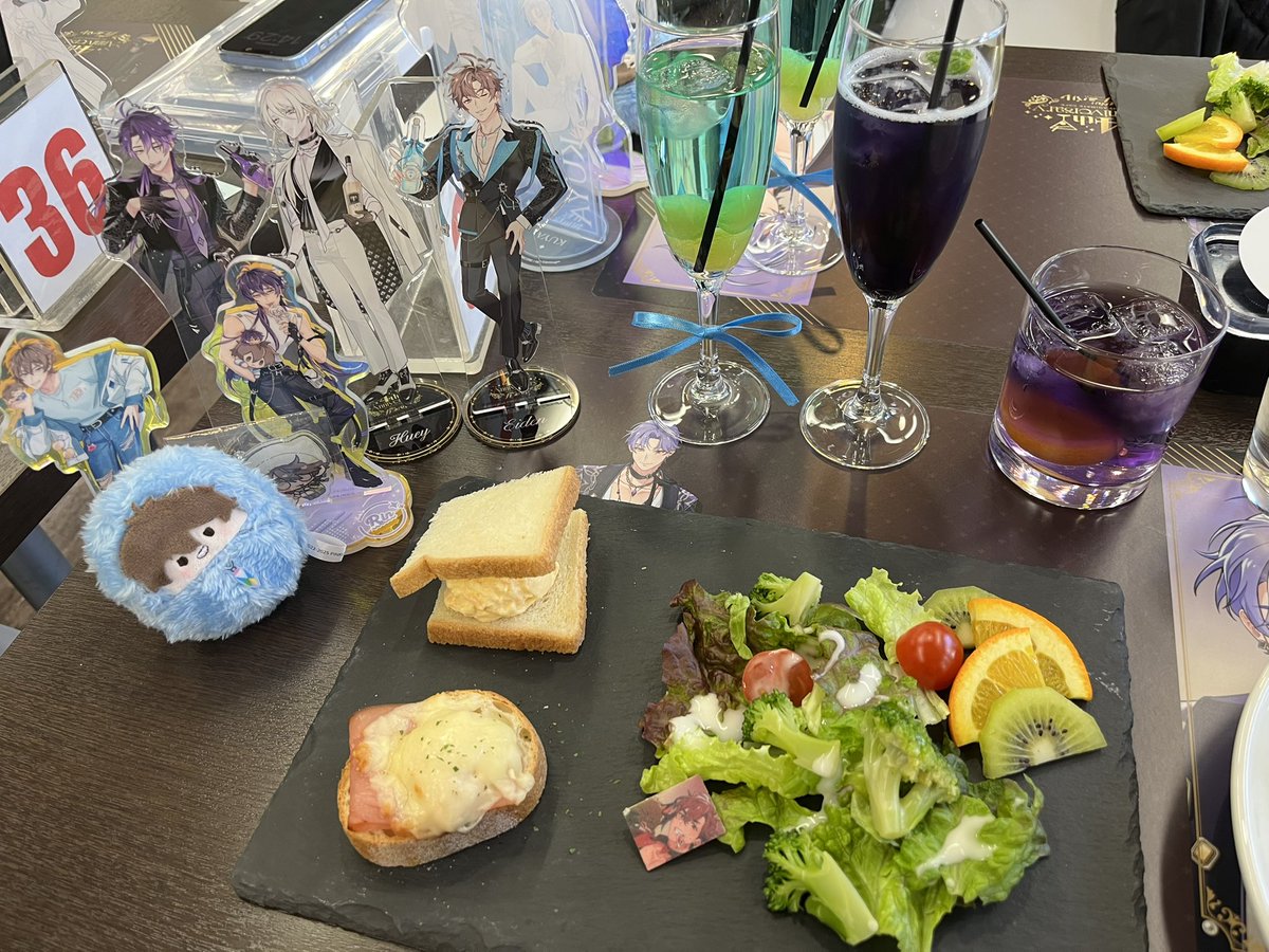 モナちゃんとアニカフェ行って来ました🥰 1回目が玖夜さんで2回目が