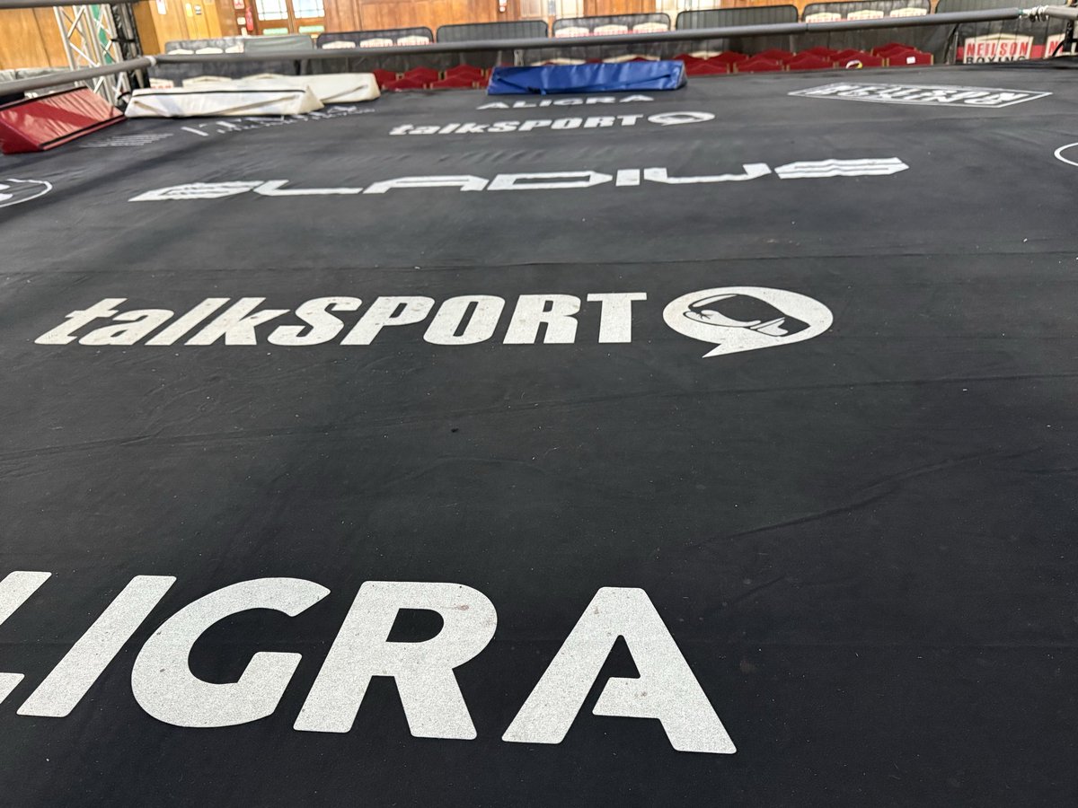 KayOrWho? tweet media