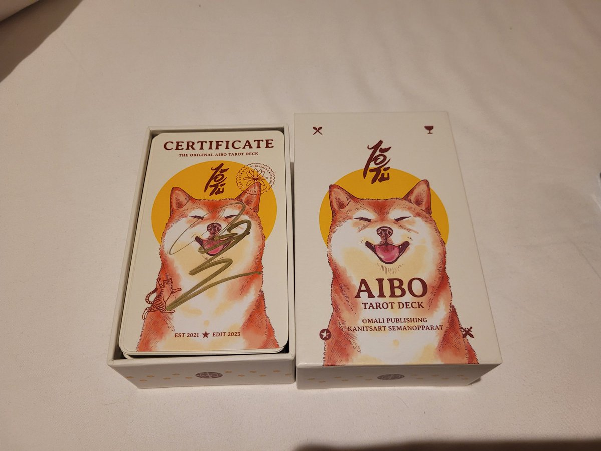 今日のタロット同期会楽しかった！！

都内の占術スポットに
<a href="/POWAN05152018/">ぽわんTarot</a> さん
<a href="/chisato_yakumo/">八雲ちさと🌿</a> さんとおでかけ！

<a href="/tarot_museum/">東京タロット美術館（TTM）</a> は
一度は行ってほしい場所です🙌✨️

購入したアイボタロットは、まさかの製作者さんのサイン入り！！！

大満足な１日でした！
#タロット #カフェタロー