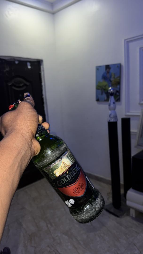 No play with poverty oo e go wreck you. Which one be from Azul to Goldberg? 😂