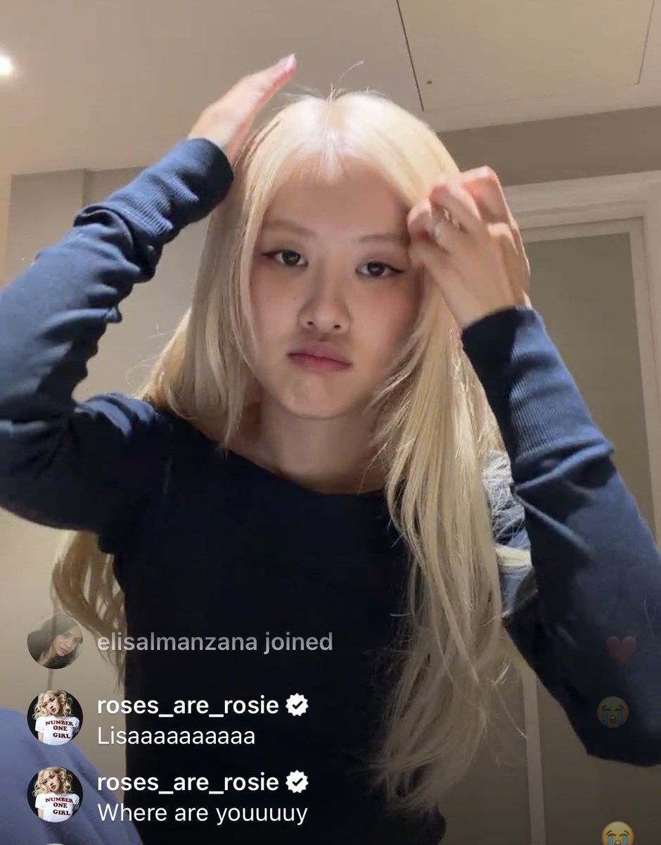 ROSÉ BASE tweet media