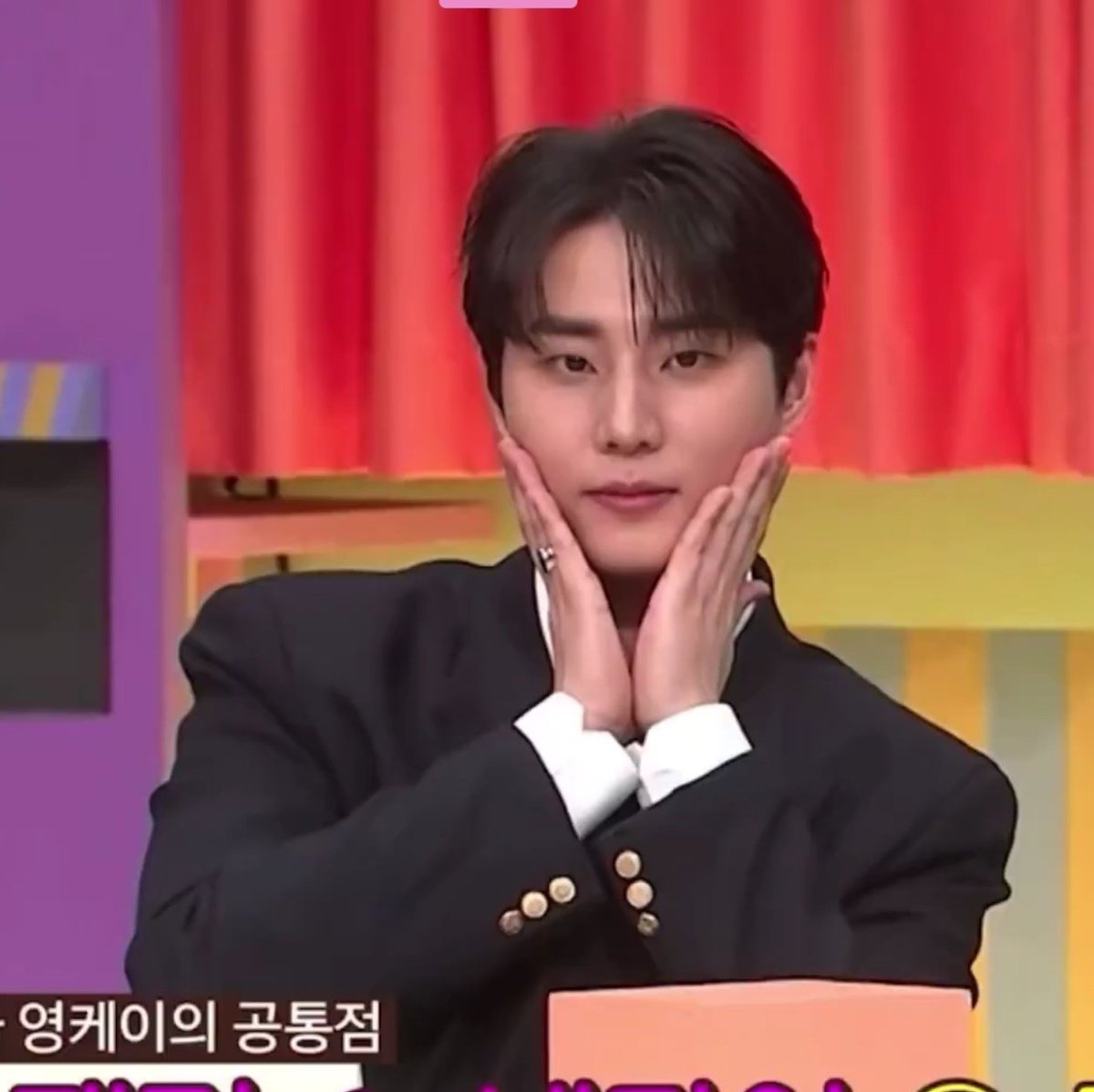 youngk's default pose = flower