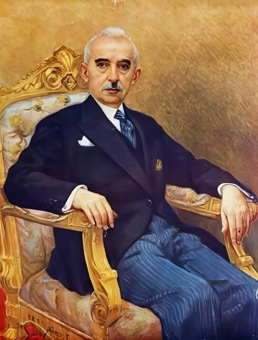 Dinci tayfası iyi okusun ve de bir yorum yapsın isterim...
Evet..İNÖNÜ CAMİLERİ KAPATTI..,
Evet; İNÖNÜ CAMİLERİN ÖNÜNE JANDARMA DİKTİ..
Evet; İNÖNÜ HALKIN CAMİLERE GİRİŞİNİ YASAKLADI..
Evet; NİĞDE ve ULUKIŞLA’da oldu bunlar..
Ama neden yaptı..? Niçin oldu..? Sebep neydi..?
Bu