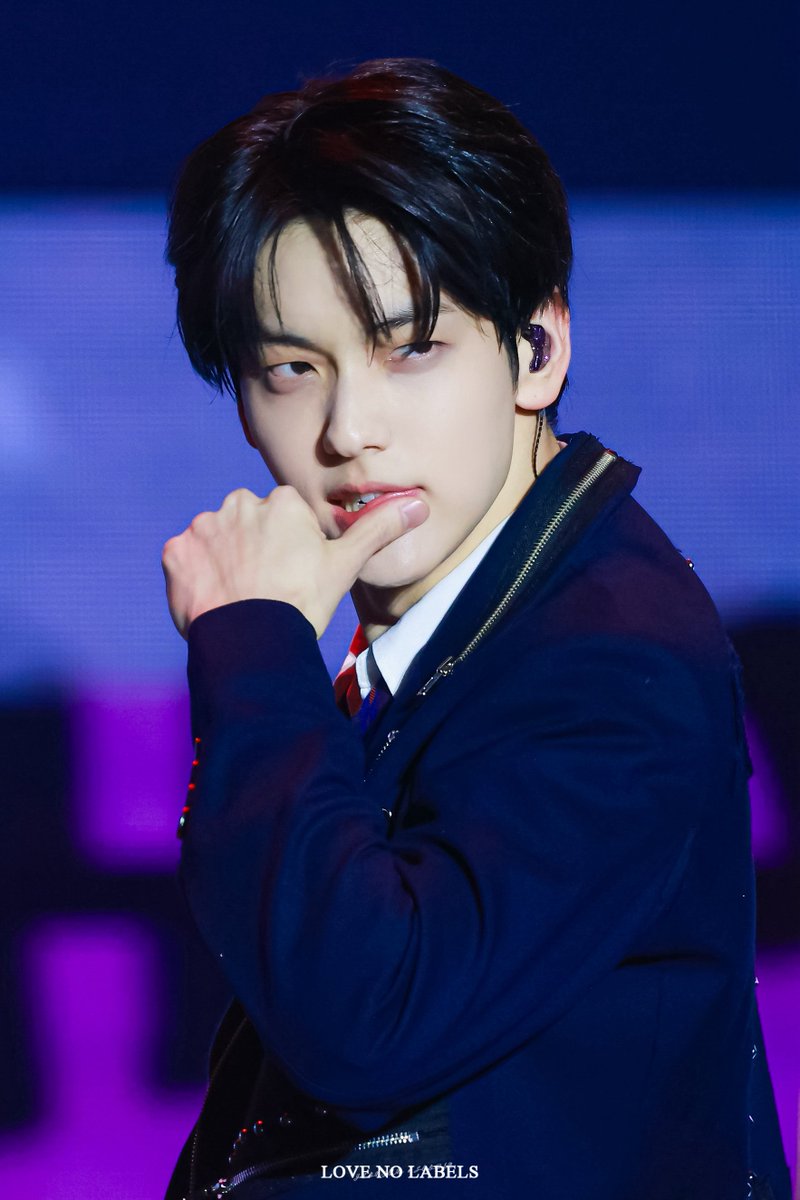 LOVE NO LABELS tweet media