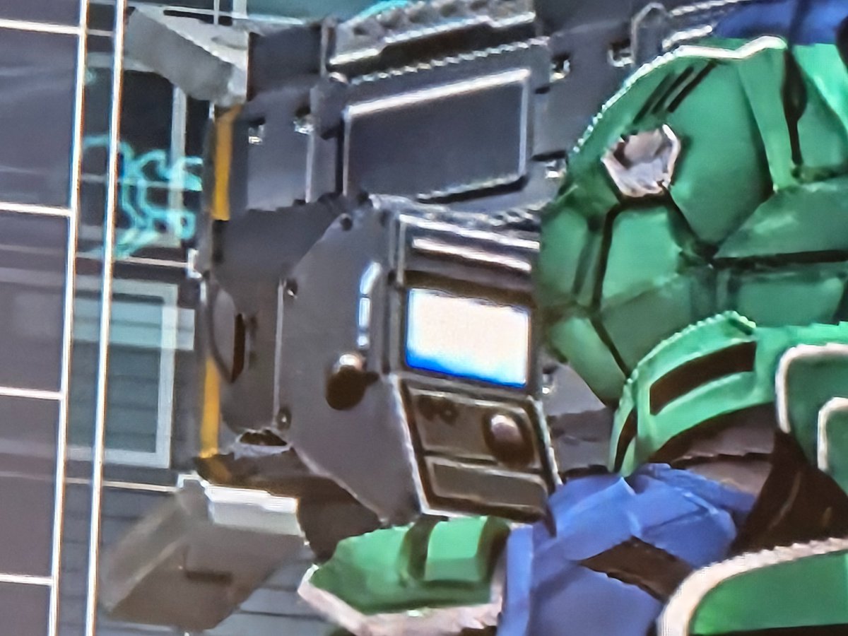 エメロードの、ロックオン用なのかわかんないけど、ついてるこれめっちゃかっこいい(現実逃避)