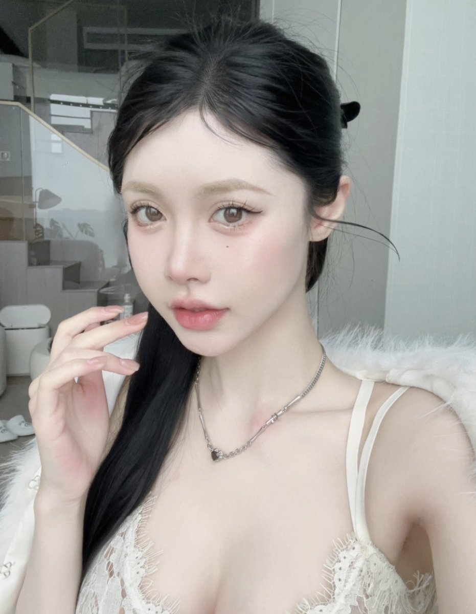 pumi2012's tweet photo. 北京销售

#社死 #自毁 #投稿 #曝光 #反差 #母狗 https://t.co/qmirUYssHK
