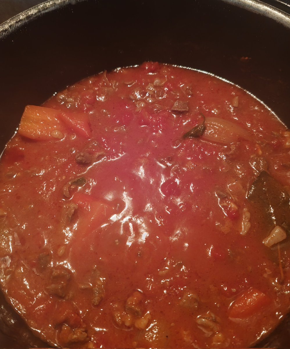 Sugo con carne di pecora
Buon pranzo 😋
