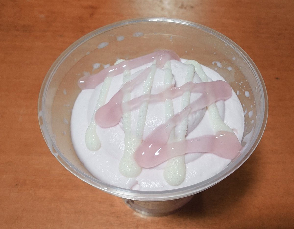 今日のおやつ さくらプリン🍮食べた 美味しかった😋 #コンビニスイーツ🌸