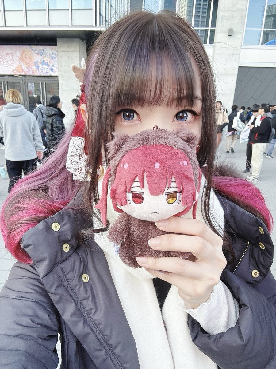 SMILE_CAT0's tweet photo. マリン船長は、私がVTuberを知ったきっかけで、推し活の始まりでもあります。

船長の歌声は、いつも私を支えてくれました。

一味であることを誇りに思っています！

マリン船長大好き❤

#宝鐘マリン400万人記念配信 https://t.co/CK9kpFfjgS