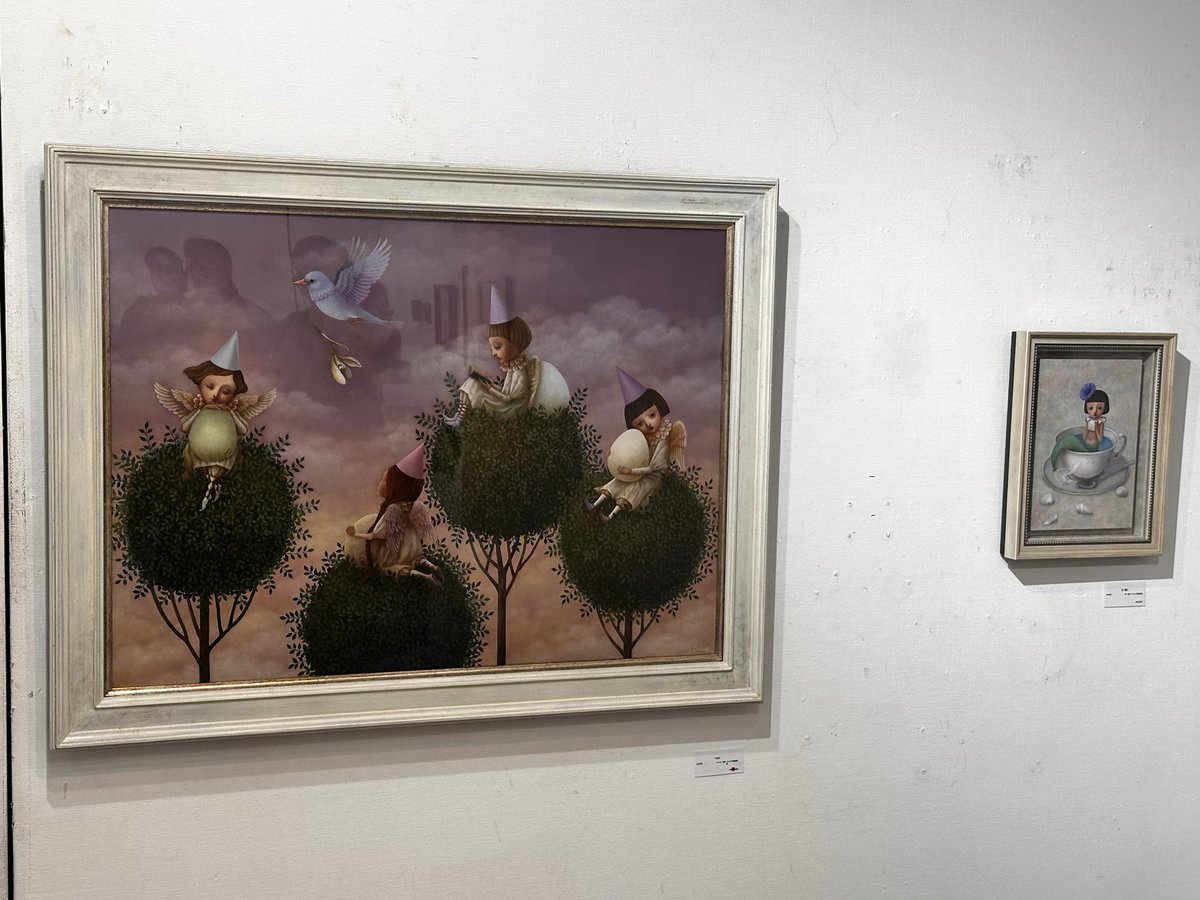 深瀬優子さんの画集出版記念展、 『home・hope』初日に伺いました