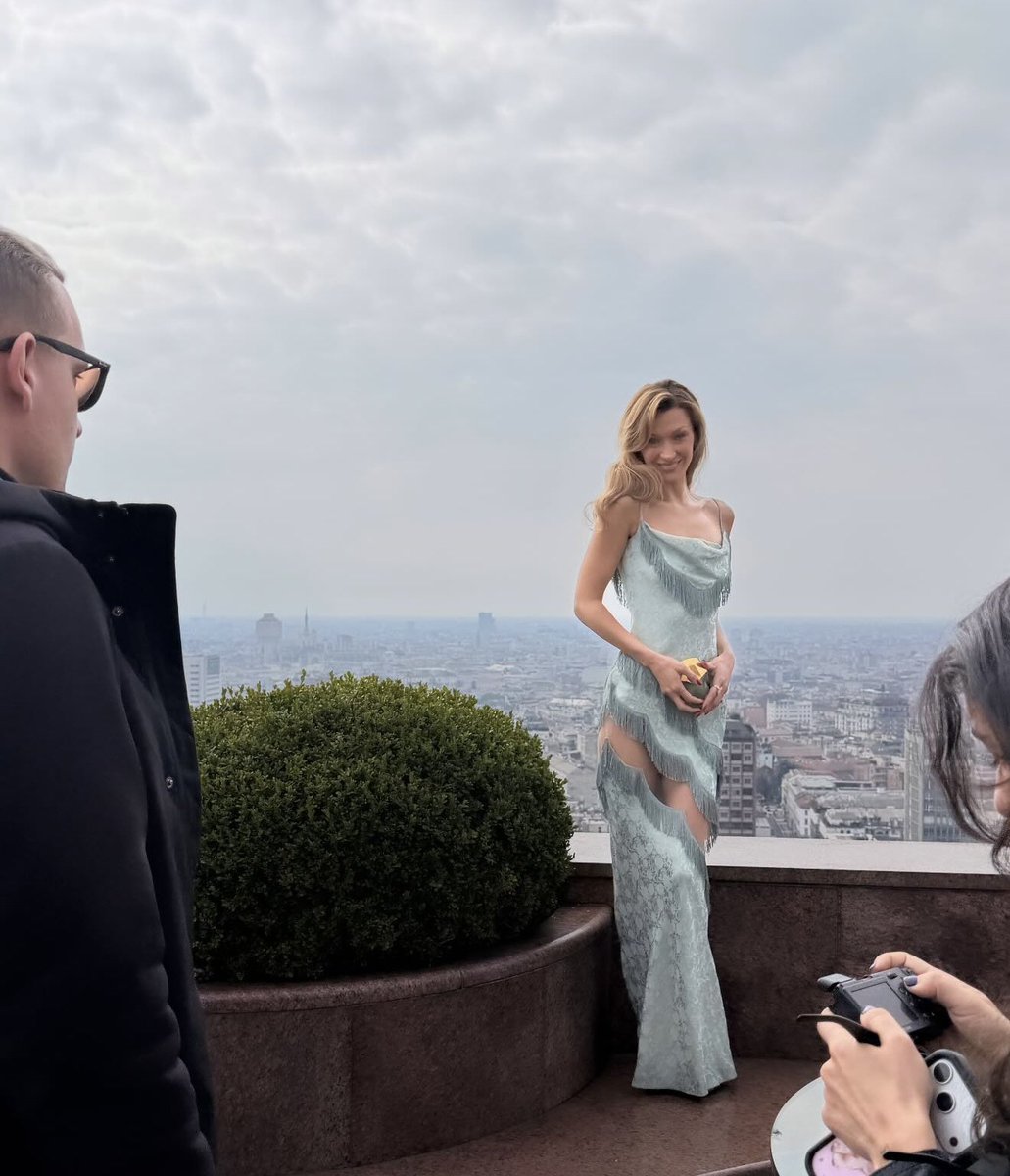 Bella Hadid Midias | Fansite tweet media