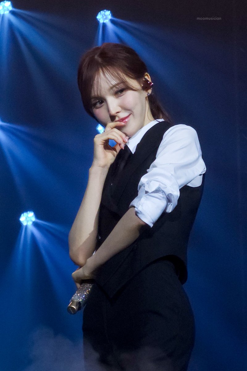 260228 พี่ชาวี พี่จะใส่สูทมาทําไม #WENDY #웬디