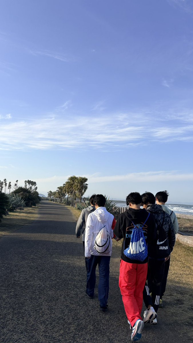 【宮崎合宿 4日目】

本日は落とし日ということで、それぞれがリラックスの時間にしました！

 #関西大学 #陸上競技 #駅伝 #宮崎合宿