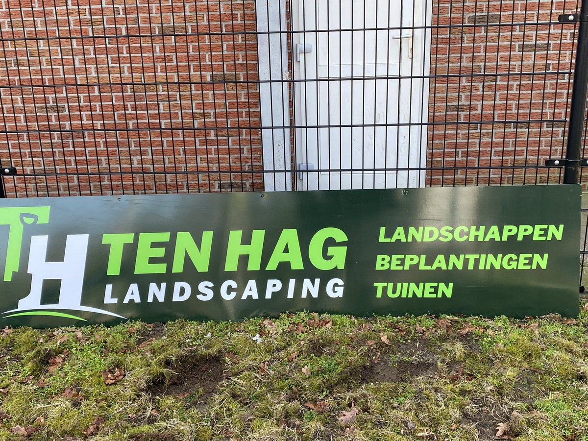 Sport&sign tweet media