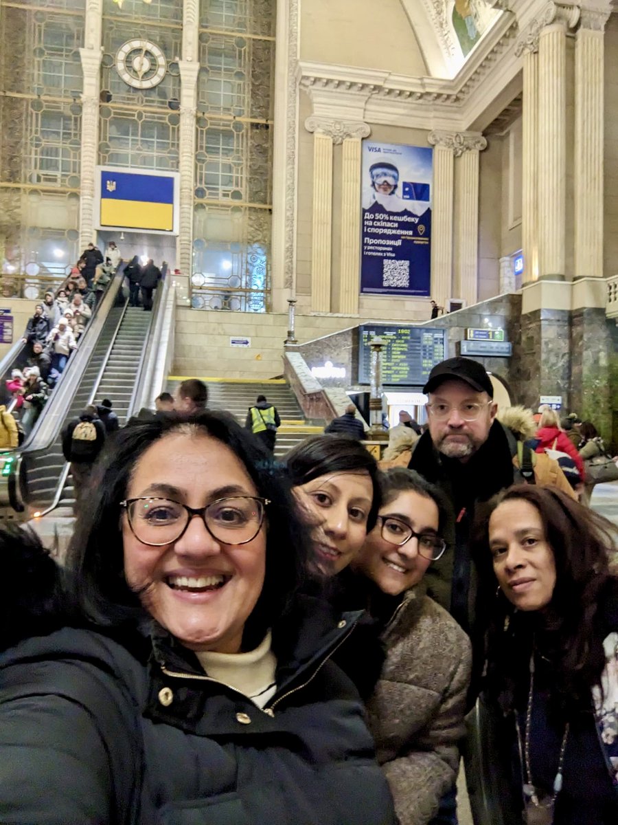 tanishaphysio's tweet photo. Wednesday I returned from Kyiv, Ukraine. I’m grateful to @SoniaKumarMP for this invaluable opportunity to teach, showing her dedication to AHPs. No matter your career stage, there’s always knowledge to share. The resilience of the Ukrainian people was extraordinary.@ZelenskyyUa https://t.co/0Qr9MlcIDu