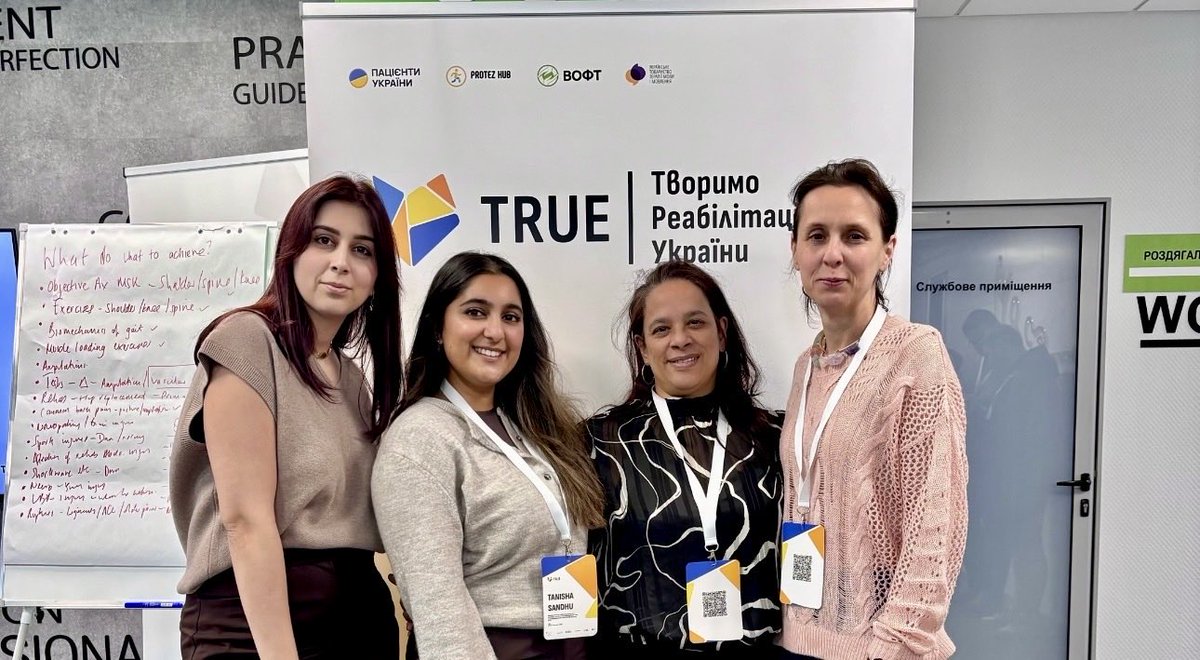 tanishaphysio's tweet photo. Wednesday I returned from Kyiv, Ukraine. I’m grateful to @SoniaKumarMP for this invaluable opportunity to teach, showing her dedication to AHPs. No matter your career stage, there’s always knowledge to share. The resilience of the Ukrainian people was extraordinary.@ZelenskyyUa https://t.co/0Qr9MlcIDu