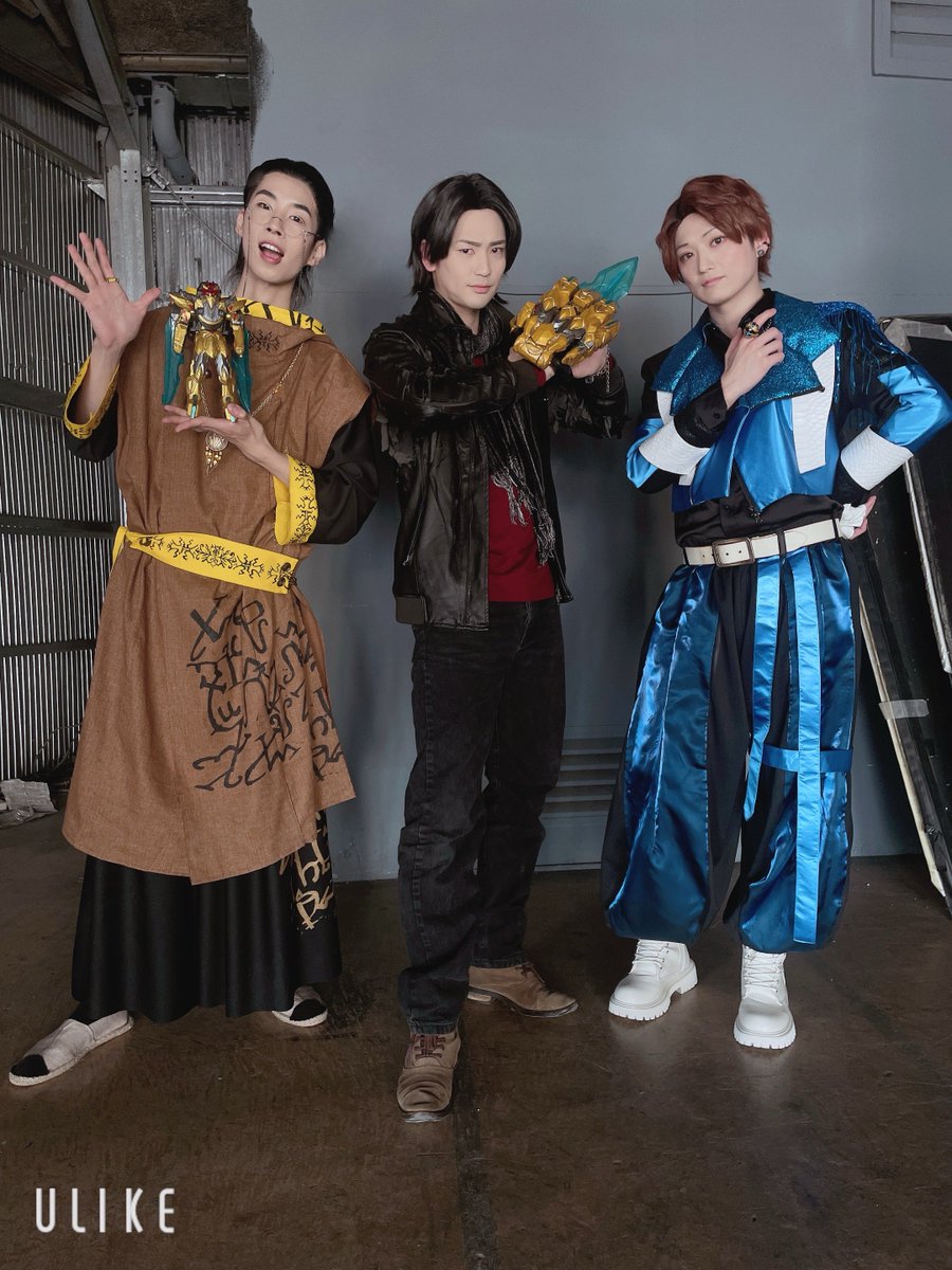 jag_alskar_cos's tweet photo. おそくほー！5️⃣0️⃣ジャーのｻﾝｼﾞｭｳｼﾞｬｰ🟥🟦🟨と風都探偵してきた！！ﾃｶﾞｿｰﾄﾞ様���っちゃ頑張って作った！！！yuCさん撮影ありがとうございましたぁーー！！！ https://t.co/i74KHsLsr8