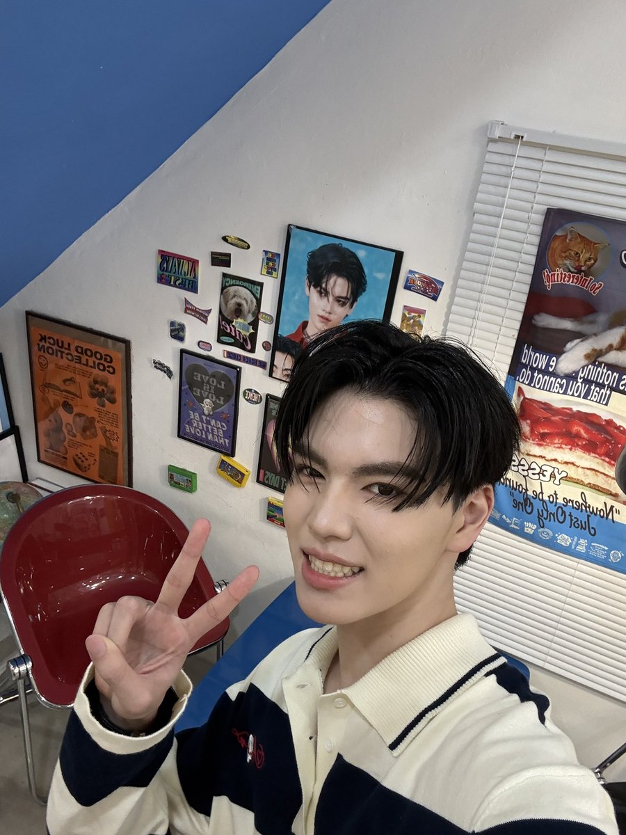 ขอบคุณทุกคนจิงๆนะคับที่มาวันนี้ ไม่คิดว่านูน่ากัลหม่ามี๋จะมาเยอะขนาดนี้ พีทเเฮปปี้มากกตอนเห็นทุกคนมาพูดไม่ออกเลย🥹 ขอบคุณทุกคนที่นรกับพีทตลอดนะคับบ ไว้มาเจอกันบ่อยๆนะค้าบบทุกคน เดินทางปลอดภัยนะคับบ หม่าม้ะๆๆๆ 🫶🏻🦁 
#Pete_nvich
#Pete18thTheNewJourneyBD