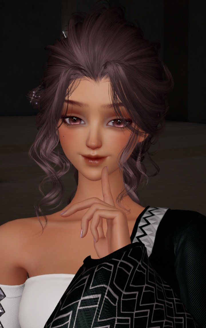 jhellyous's tweet photo. LOOK AT MY #livemakeover CHARACTER, AHHH SHE'S PRETTY PRETTY https://t.co/7BMzP68ihR