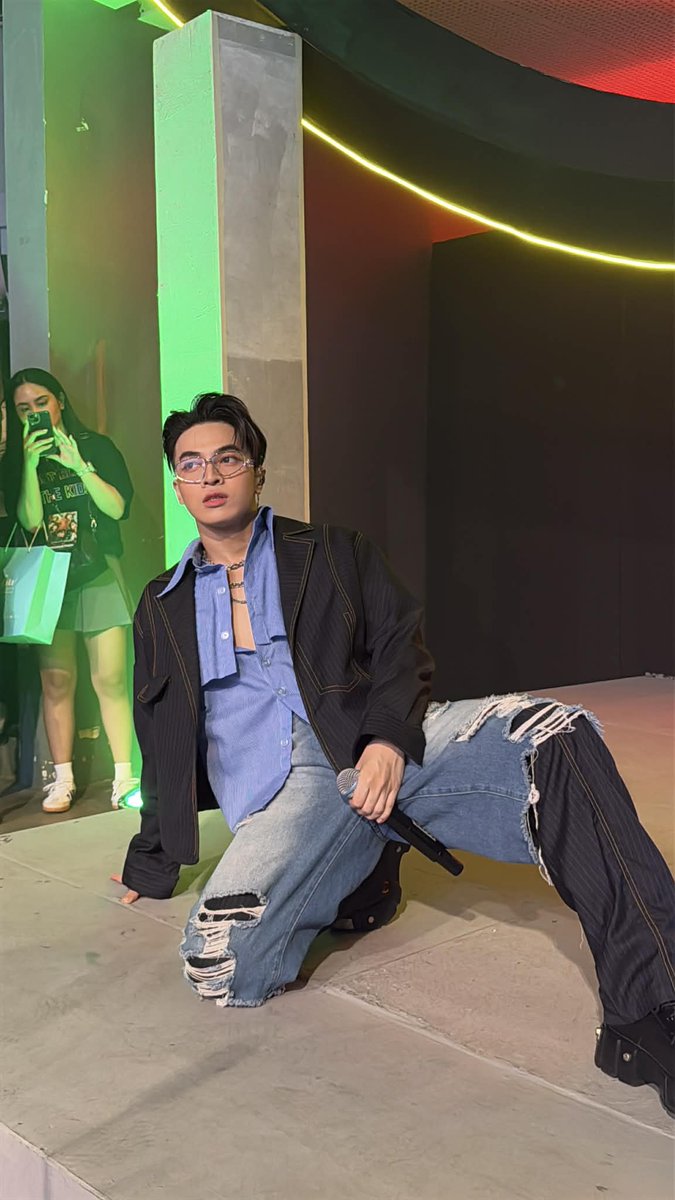 PULP Magazine tweet media