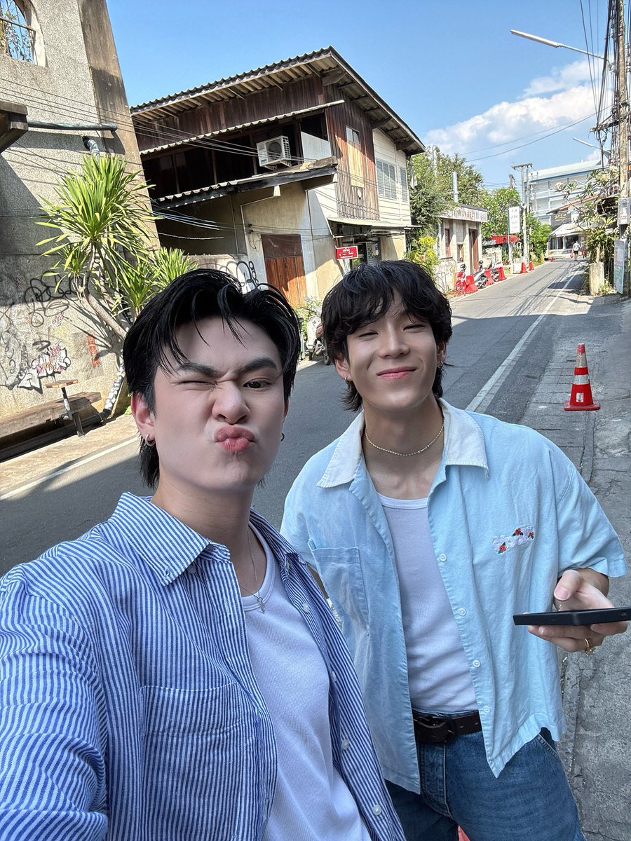 jackiejackrin's tweet photo. หนีมาเที่ยวกับพี่เจ ให้เจ้าถิ่นพาเที่ยวเจียงใหม่คับ🙌🏻🏃���� #WithJackie #JackieJackrin https://t.co/xAEdE5YvED