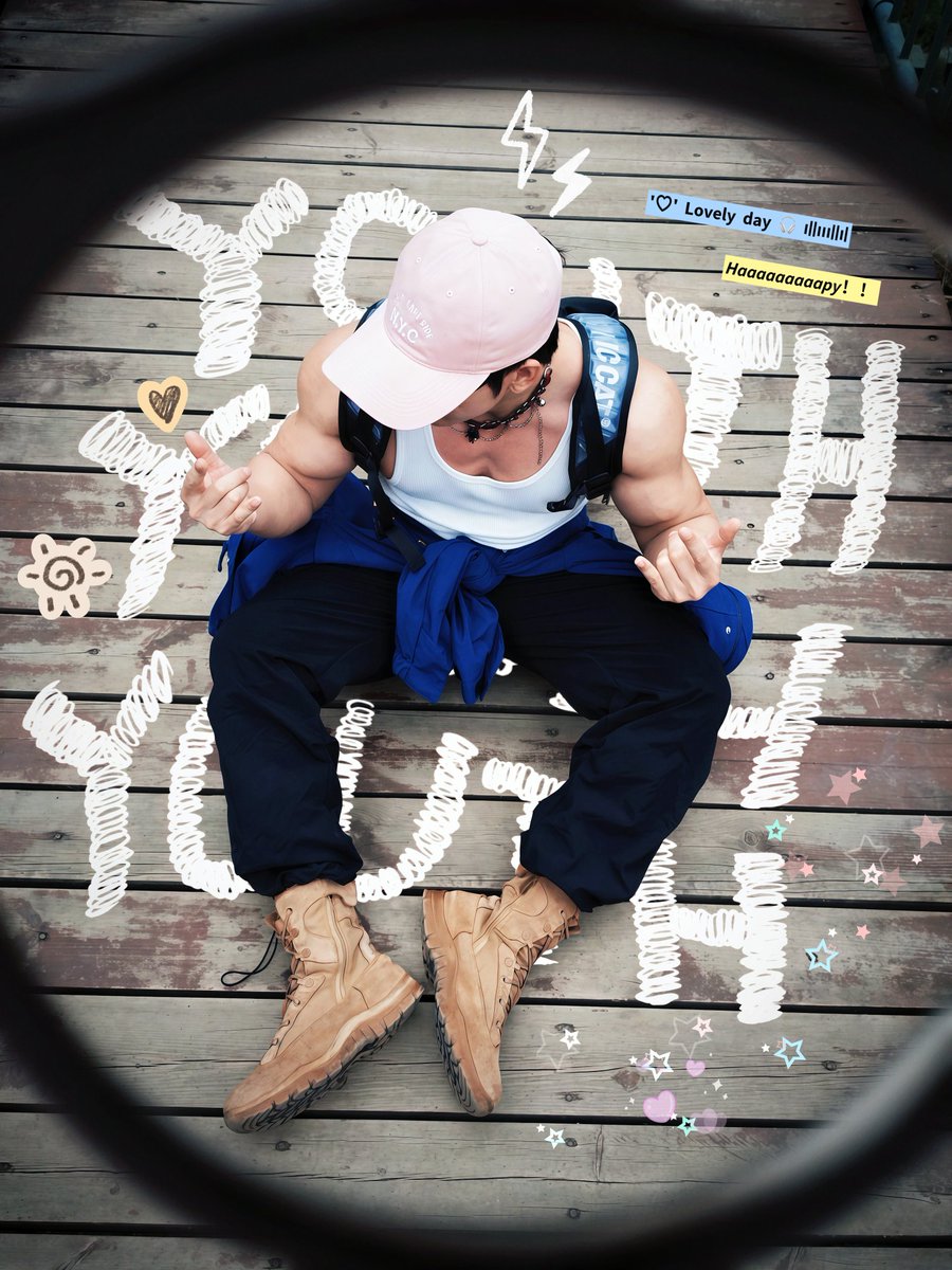 It'scomplicated tweet media