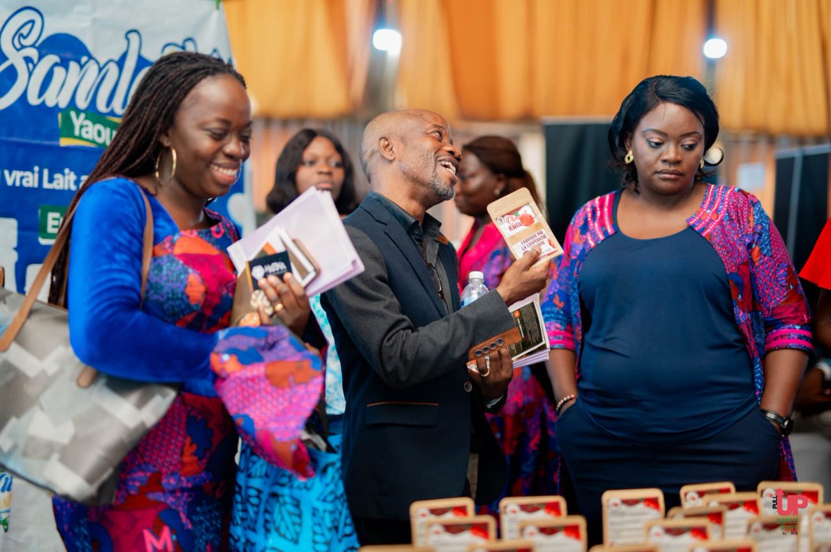 Incubateur Pull Up Business Women tweet media