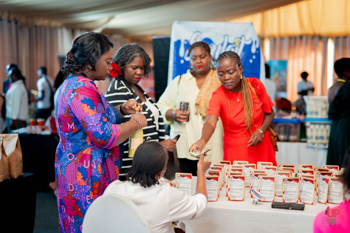 Incubateur Pull Up Business Women tweet media