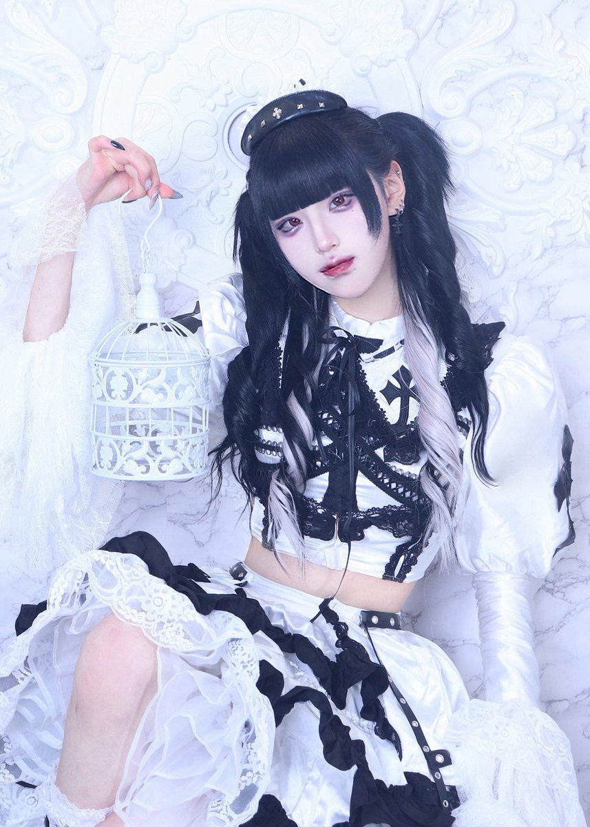 𝓥𝓮𝓻𝓸𝓷𝓲𝓪 tweet media