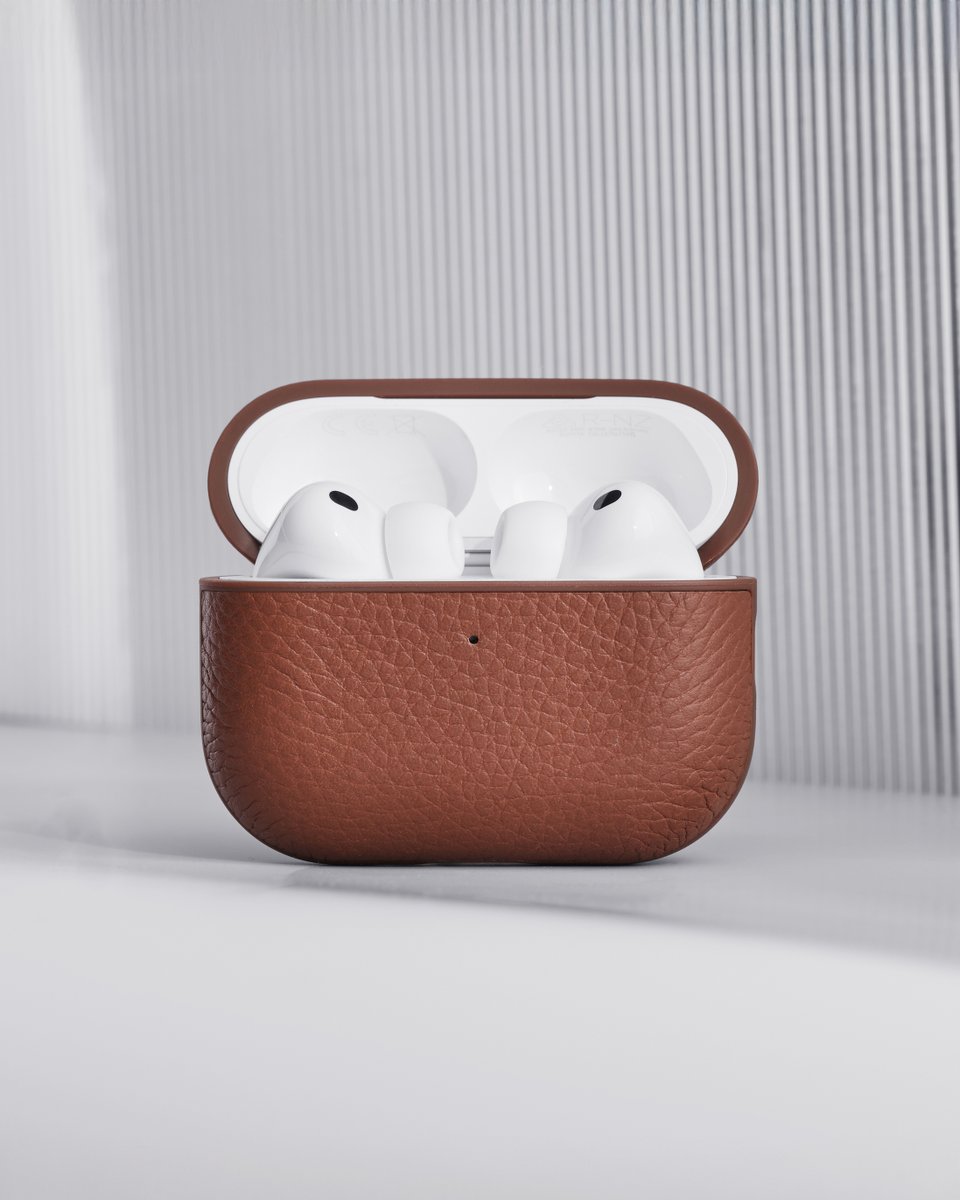 woolnut's tweet photo. Leather Case for AirPods Pro 3.⁠
⁠
The slim two-piece design keeps your AirPods Pro 3 protected without bulk, while the precision-molded fit ensures easy access to every feature. Wireless charging works seamlessly with the case attached.⁠ https://t.co/0bFngc7JIQ