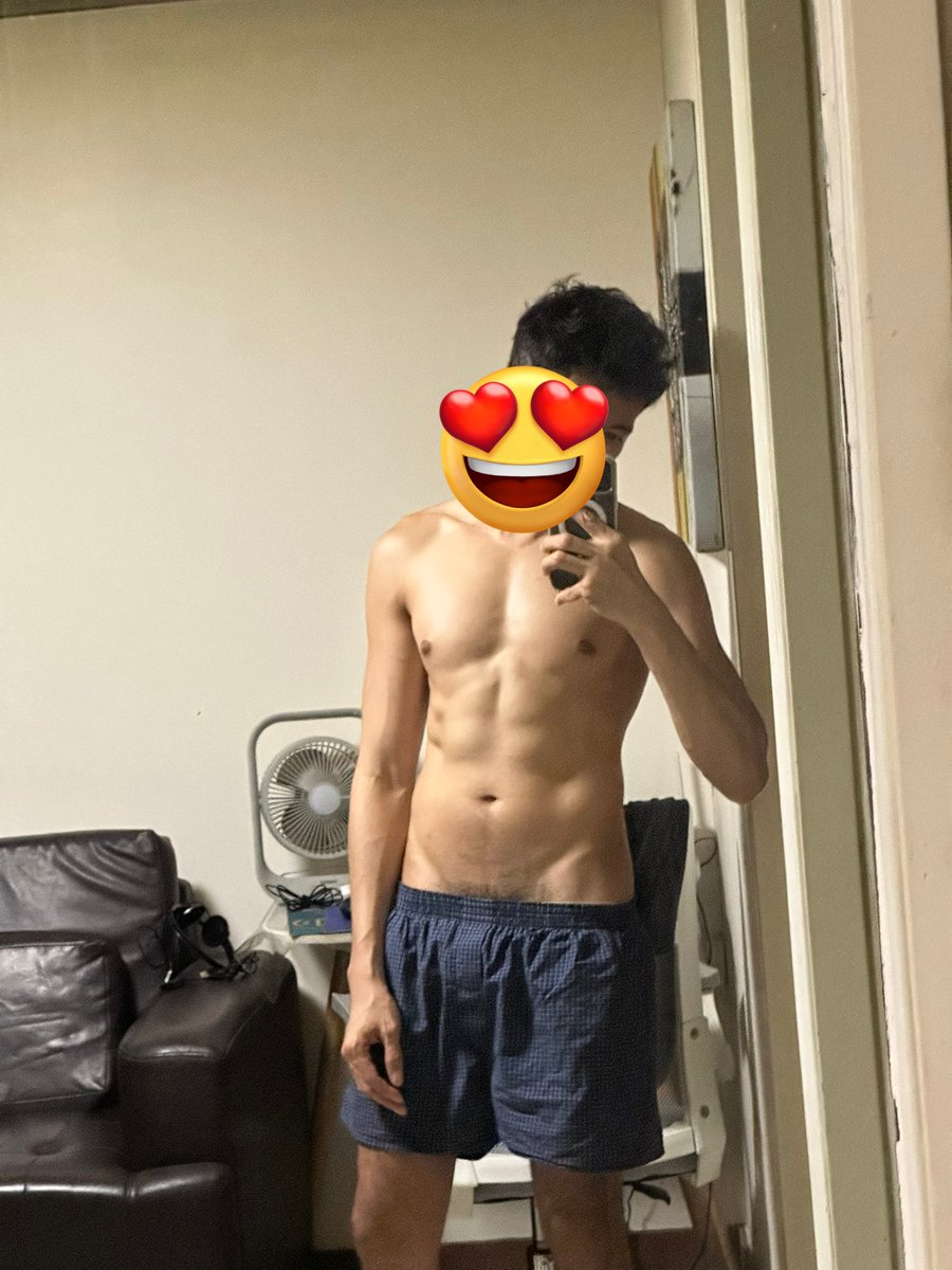 Lonelyboy124's tweet photo. Andali magpalake, hirap magpaliit
#stomachIn muna tayo https://t.co/UsjKkOs3GR